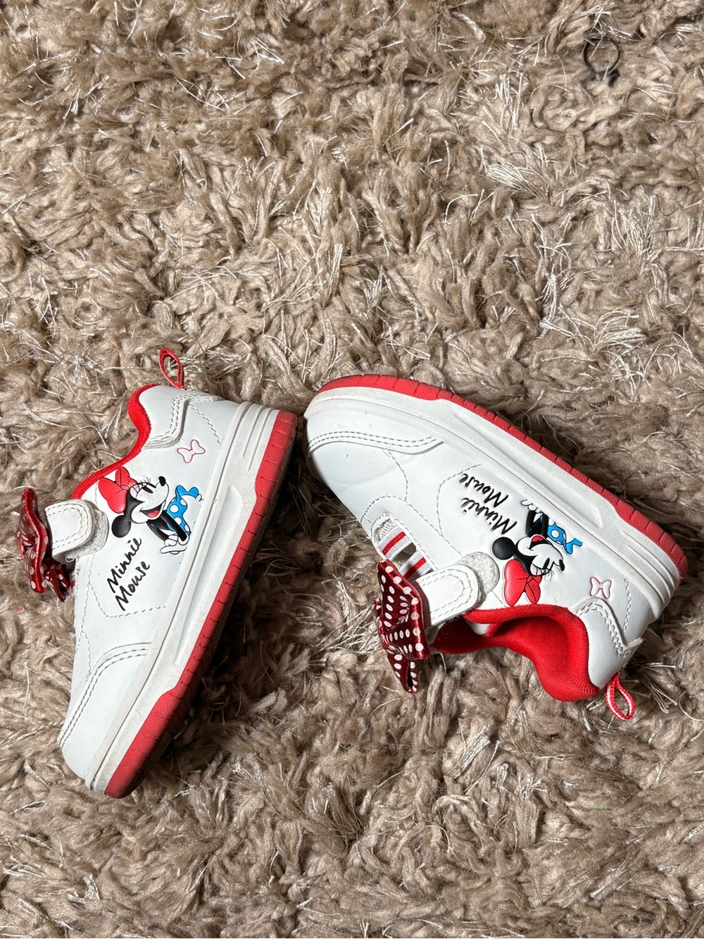Size 5 Toddler White and Red Minnie Mouse Sneakers